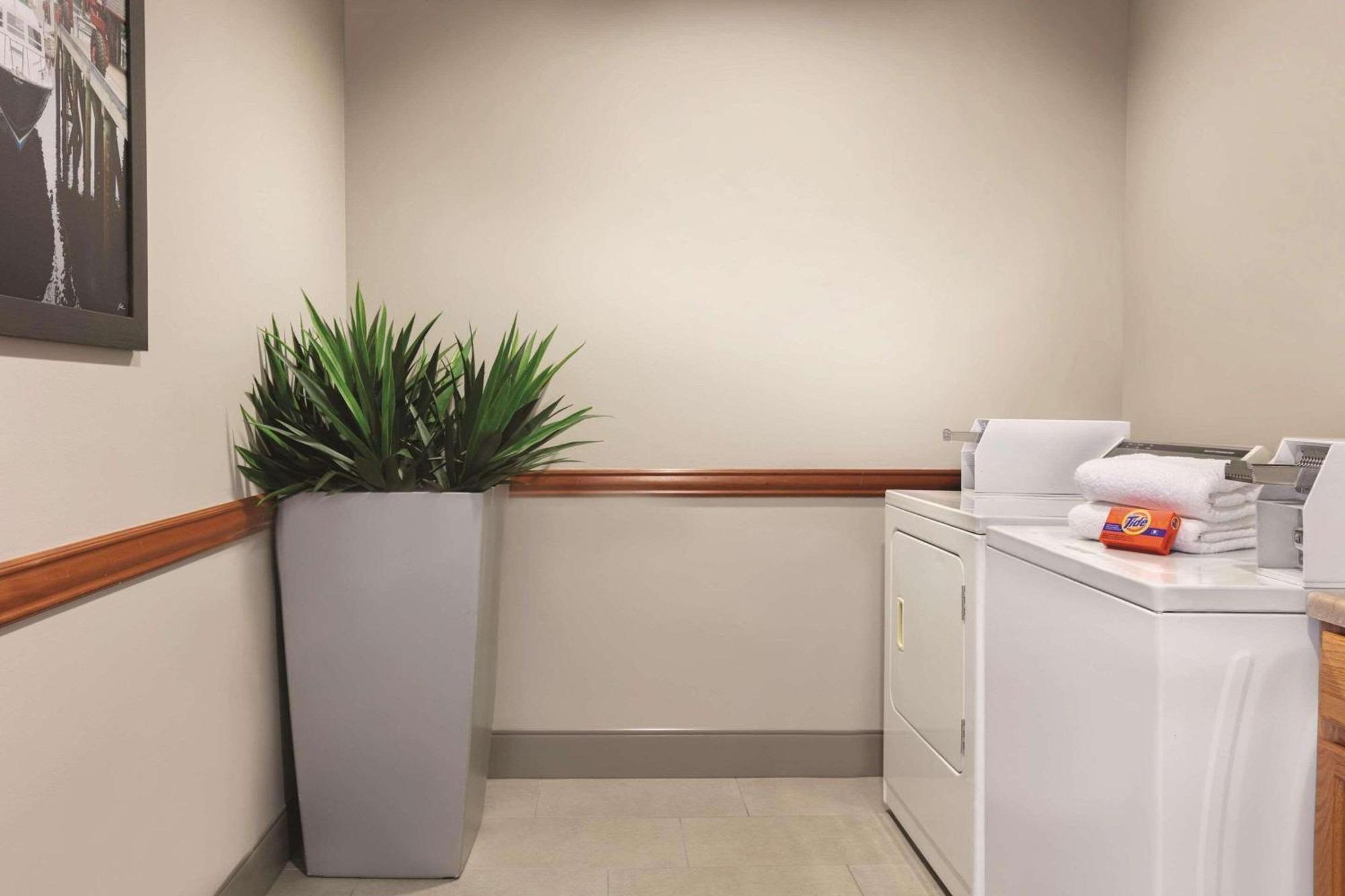 Country Inn & Suites By Radisson, Port Clinton, Oh Luaran gambar